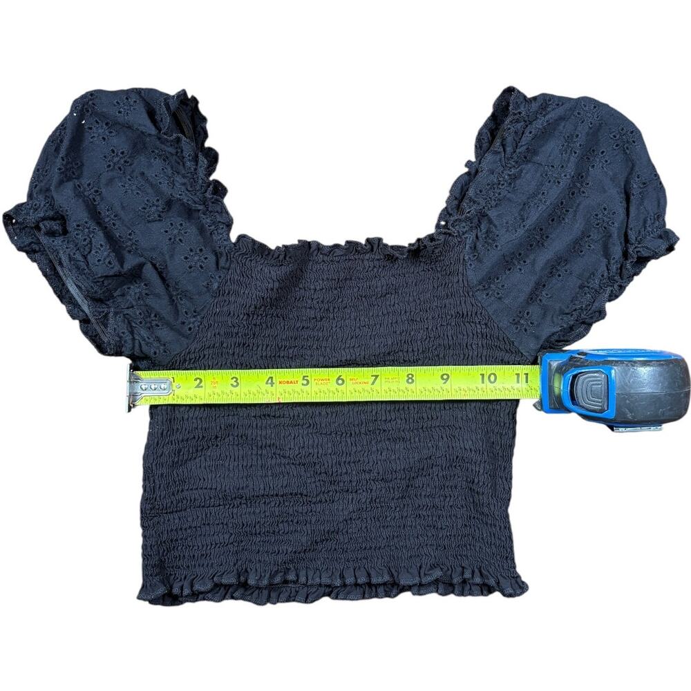No Boundaries Y2K Smocked Puff Sleeve Crop Top – Black - Picture 4 of 5
